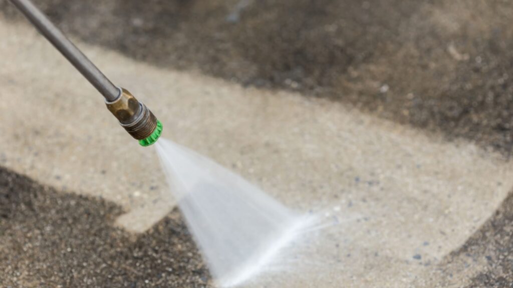 High-pressure washing services in Naples, FL by Pinnacle Pressure Cleaning and Sealing.